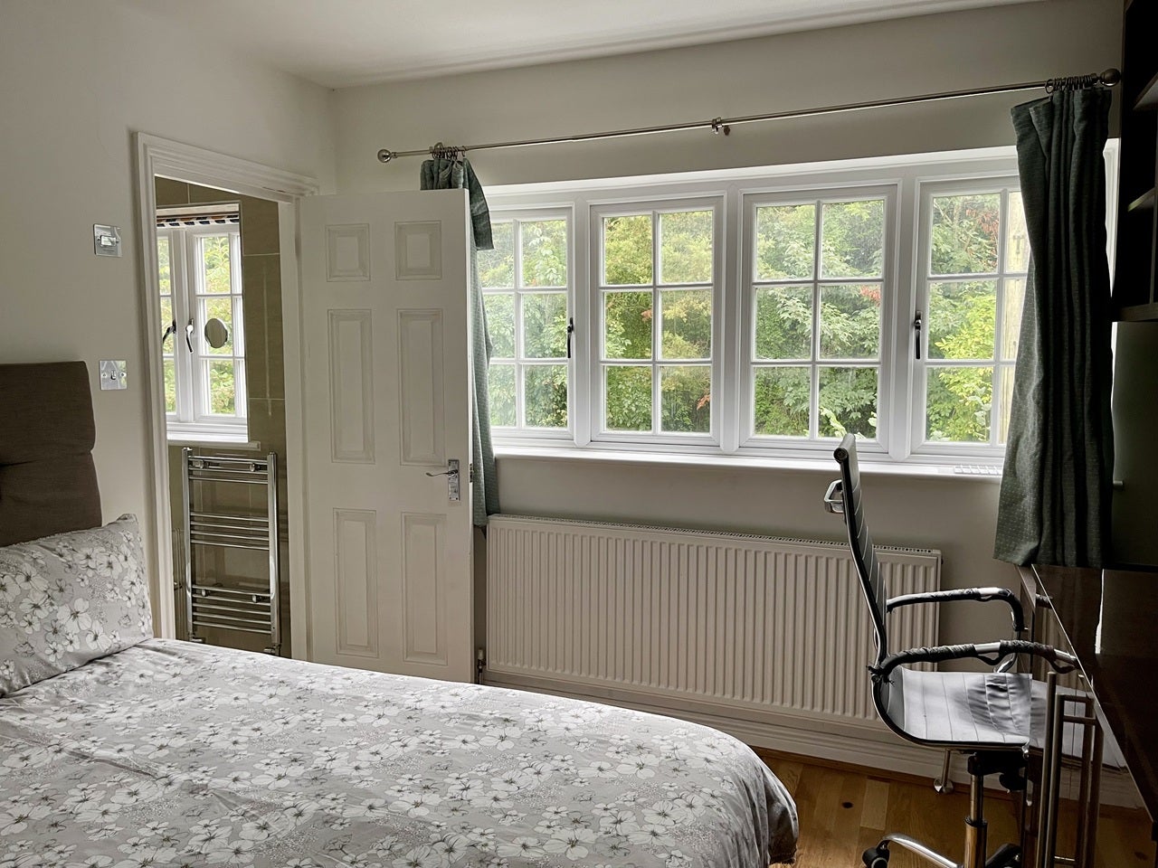 Room South Road in Borough of Runnymede