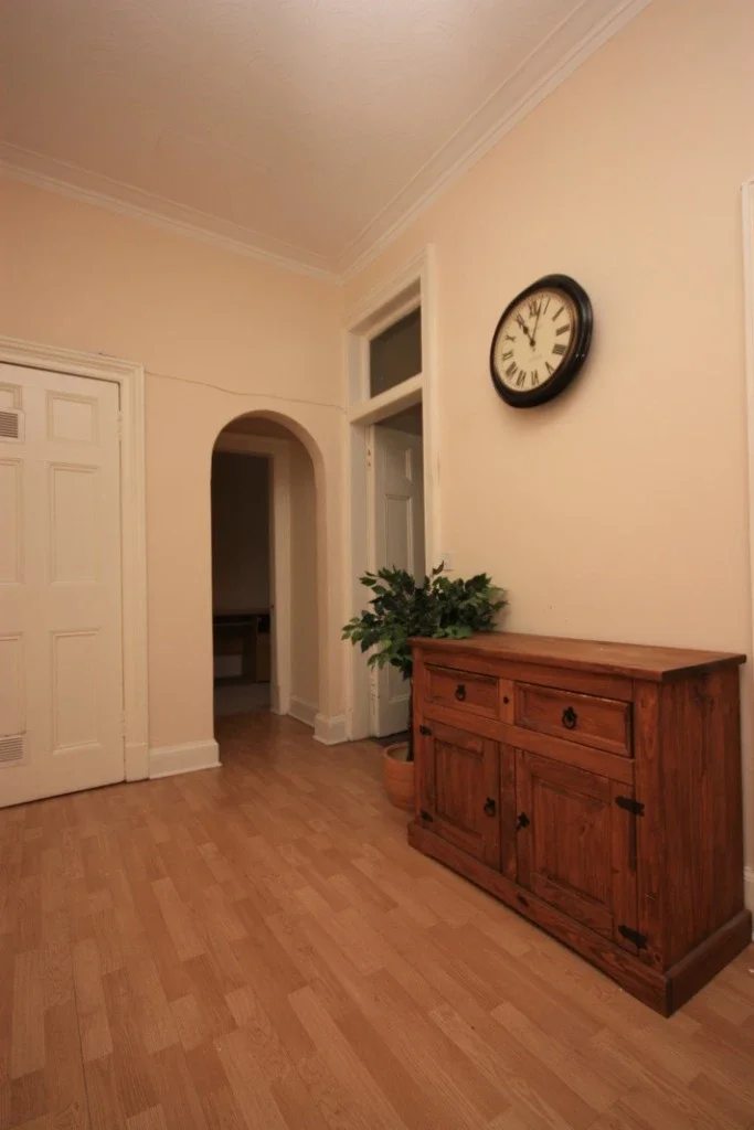Flat Hyndland Road in Glasgow