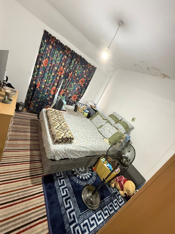 Room Richmond Road in Dudley