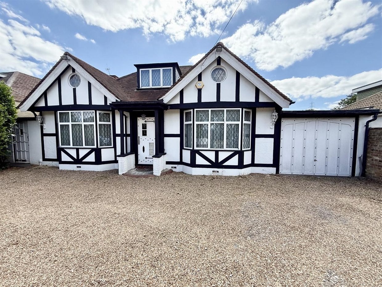 Room Langley Park Road in Wexham