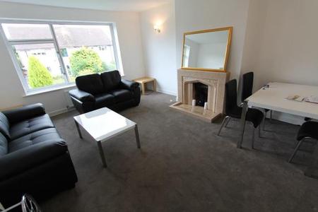 Flat Acacia Road in Royal Leamington Spa