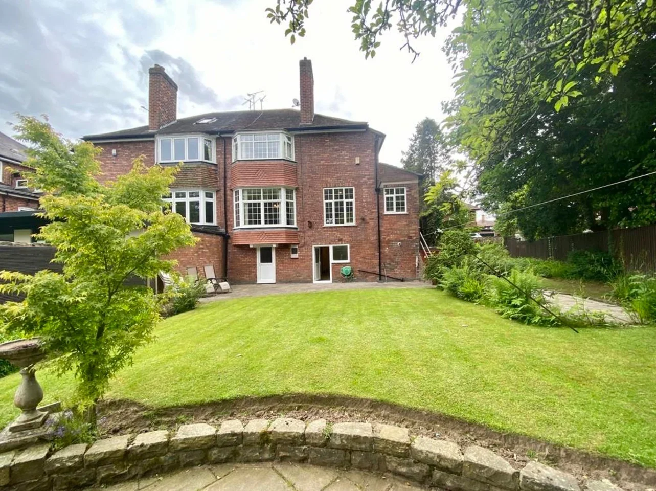 House Broadway Avenue in Cheadle