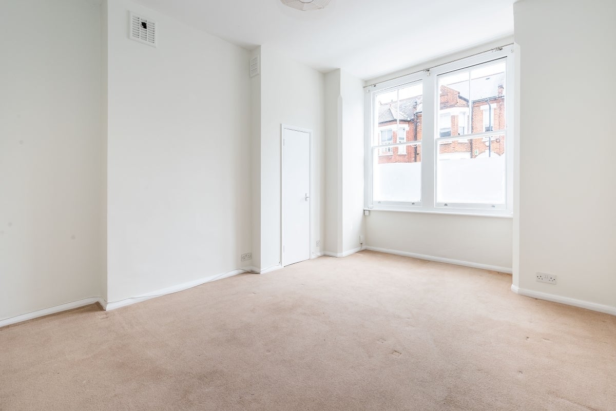 Room Brayburne Avenue in Greater London