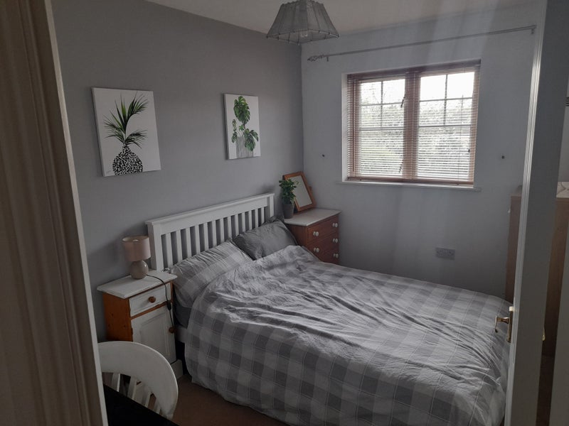 Room Tudor Mews in Miskin