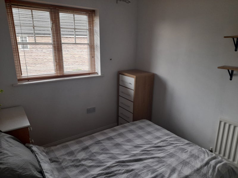 Room Tudor Mews in Miskin