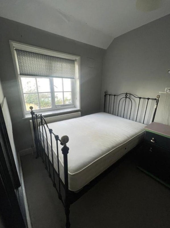 Room Bentworth Road in Greater London