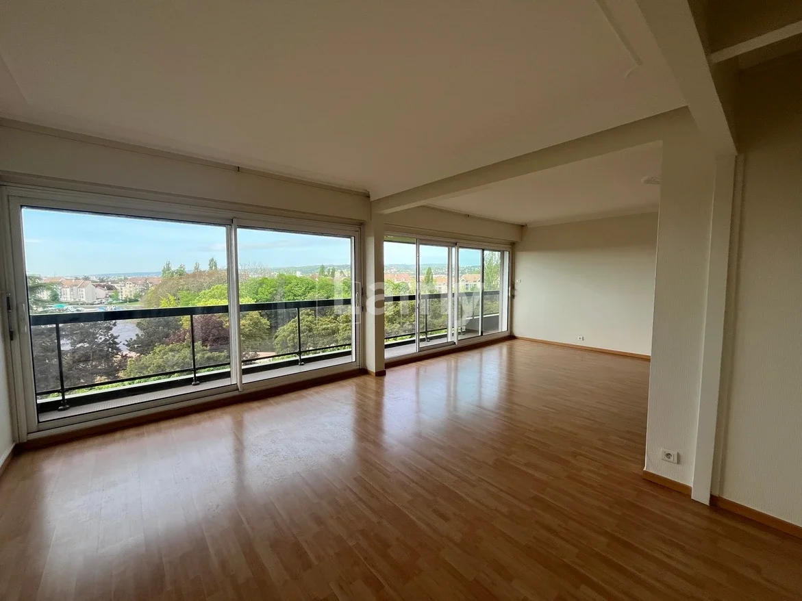 Appartement Quai Nicolas Rolin à Dijon