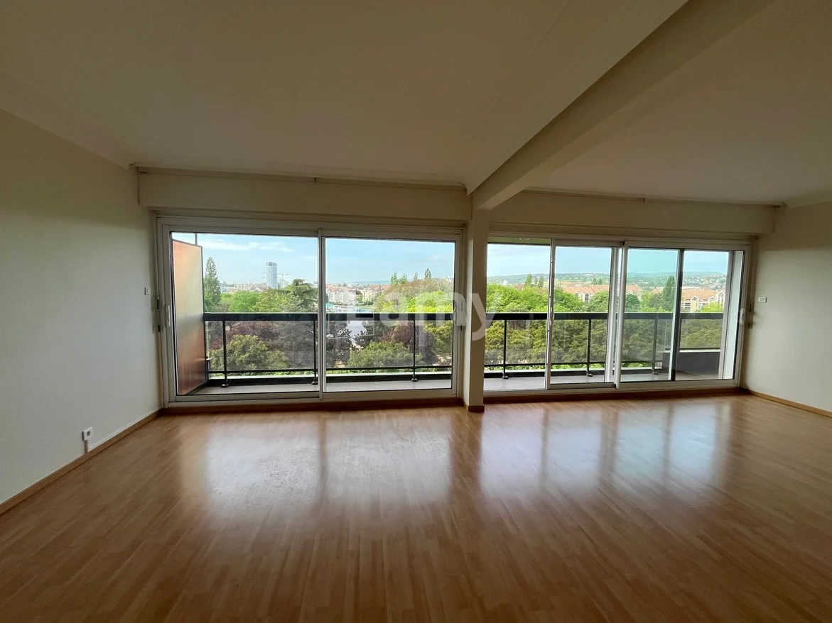 Appartement Quai Nicolas Rolin à Dijon
