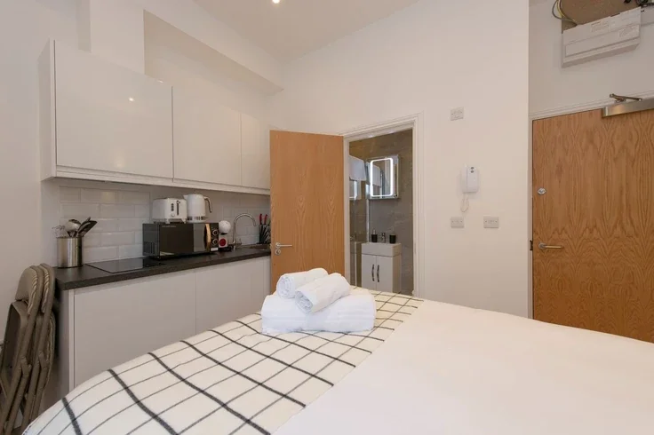 Flat Swinton Street in Greater London
