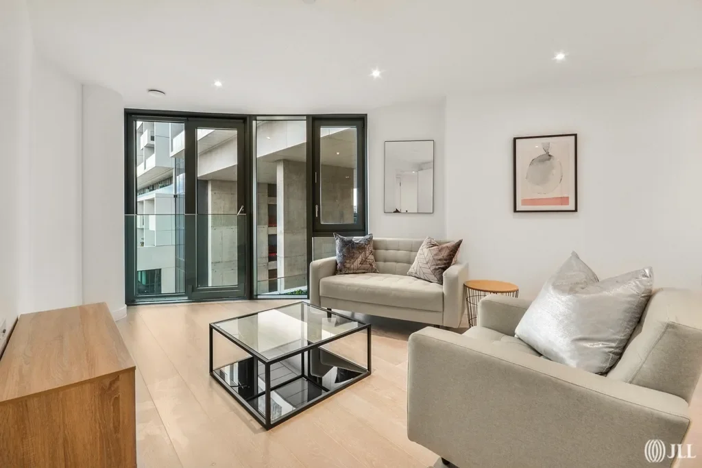 Flat Seven Sisters Road in Greater London