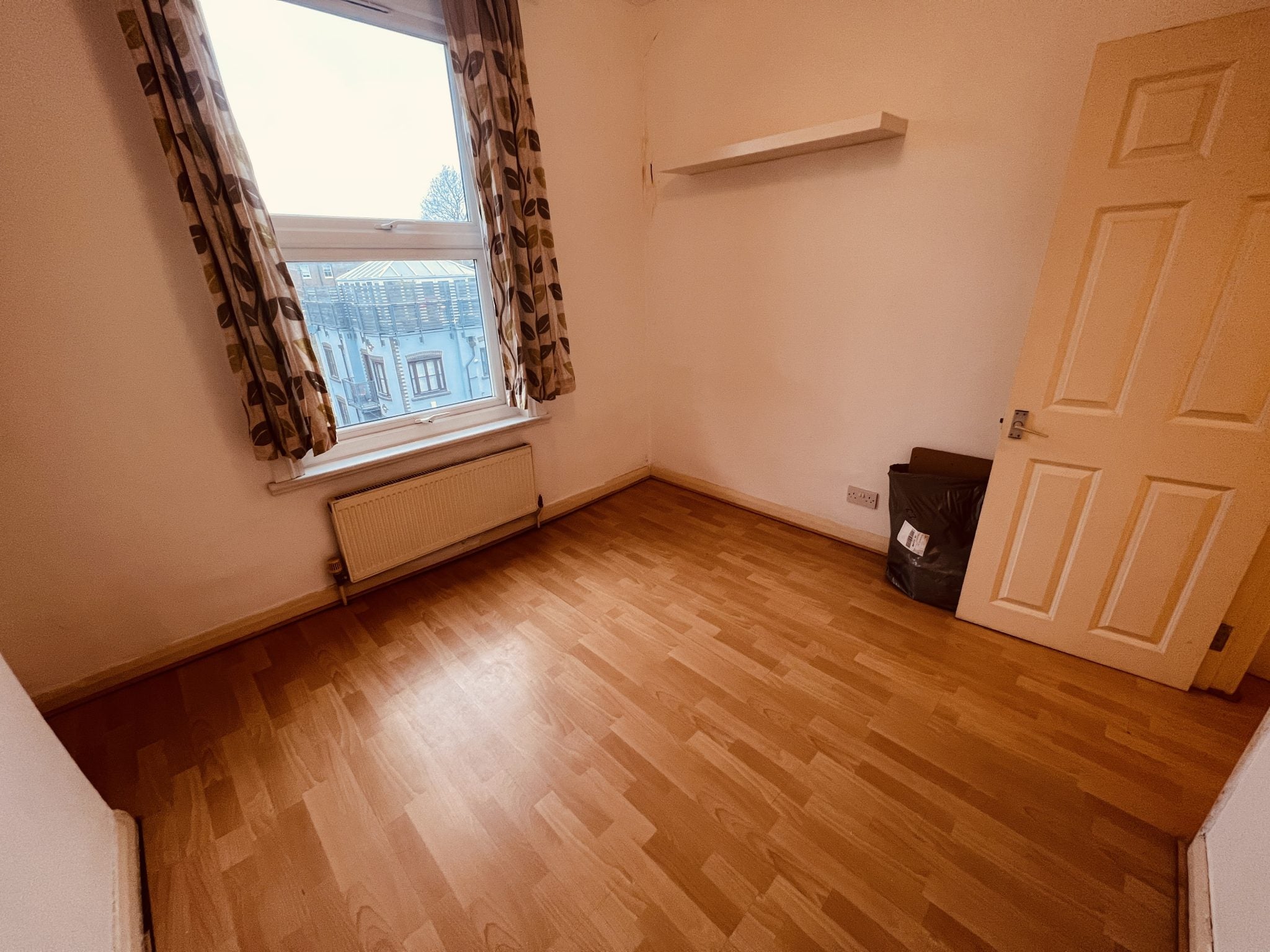 Flat Marlborough Road in Greater London