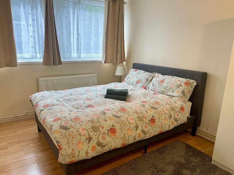 Room Carville Street in Greater London