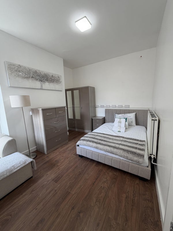 Room Slater Street in Warrington
