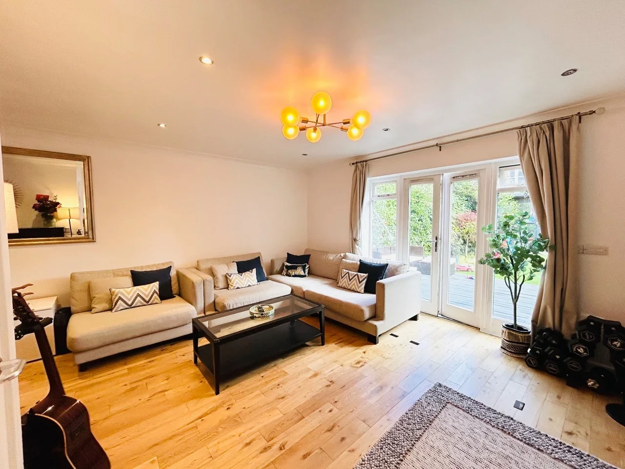 House Benjamin Mews in Greater London