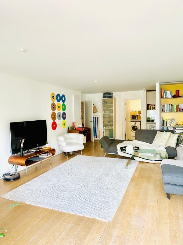 Room Hertford Road in Greater London