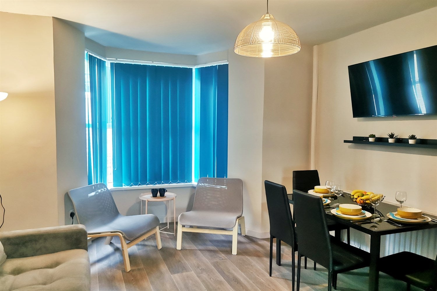 Room Broadway in Pontypridd