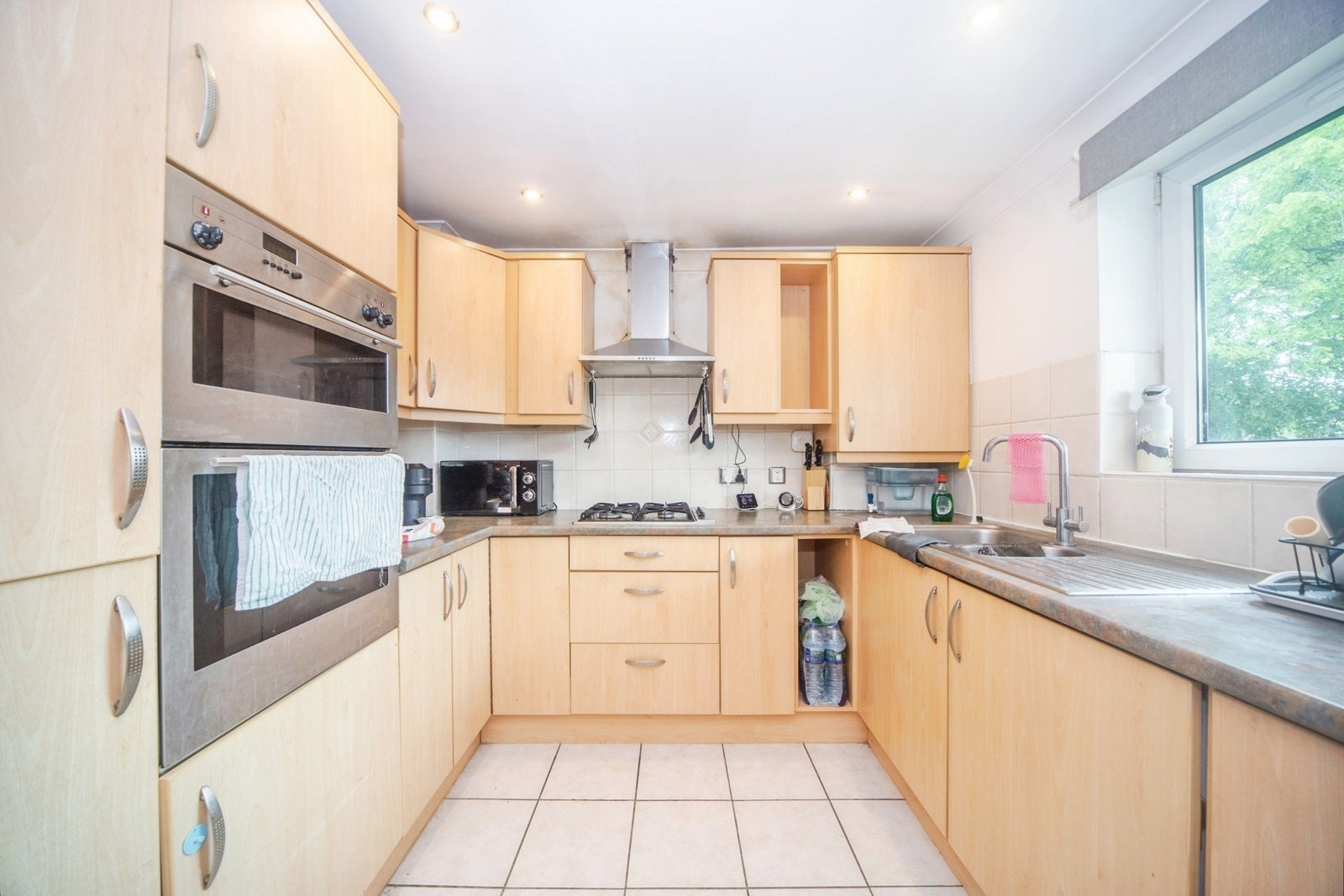 Flat Highfield Lane in Southampton