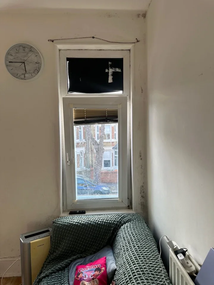 Room Lucas Avenue in Greater London