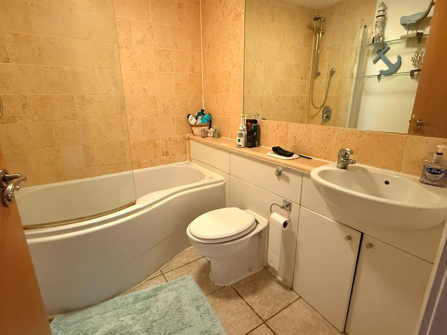 Flat Standside in Northampton