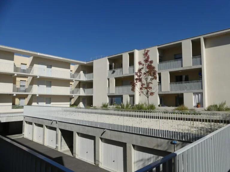 Appartement Rue des Reymonds à Dieulefit