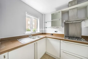 House Gardenia Road in London