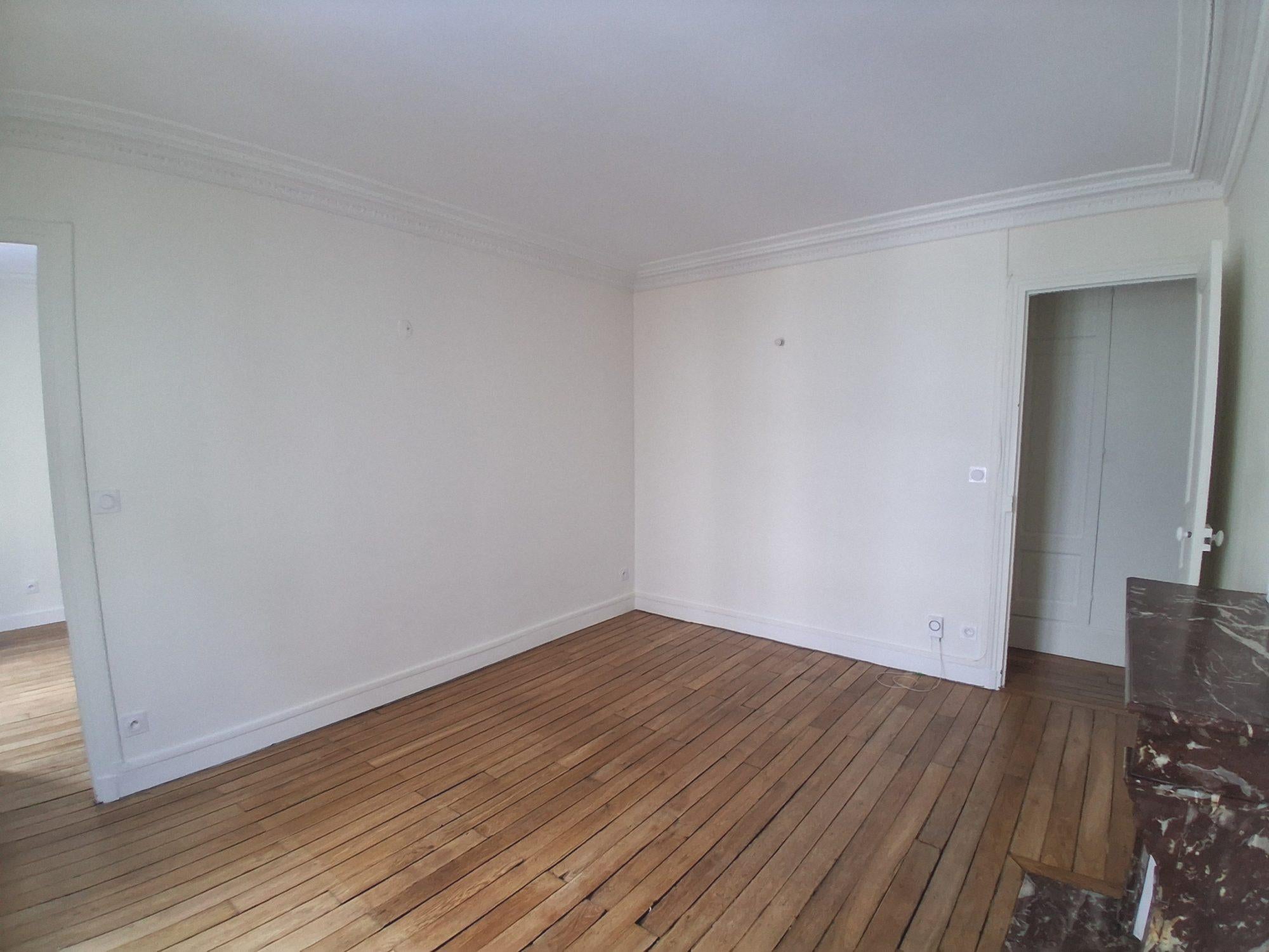 Flat Rue des Acacias in Paris