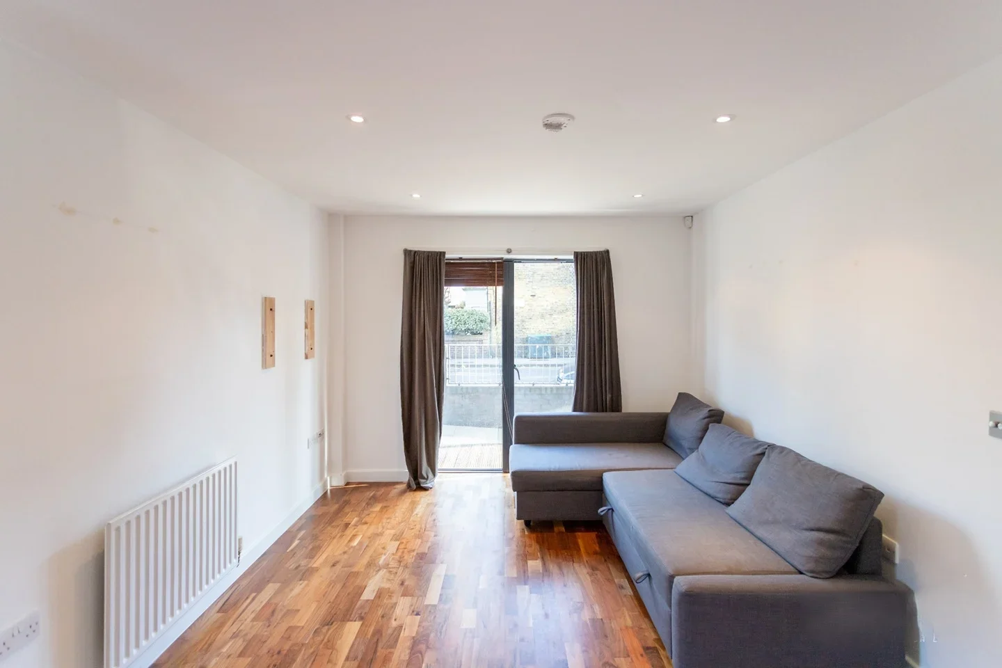 Flat Richmond Road in Greater London
