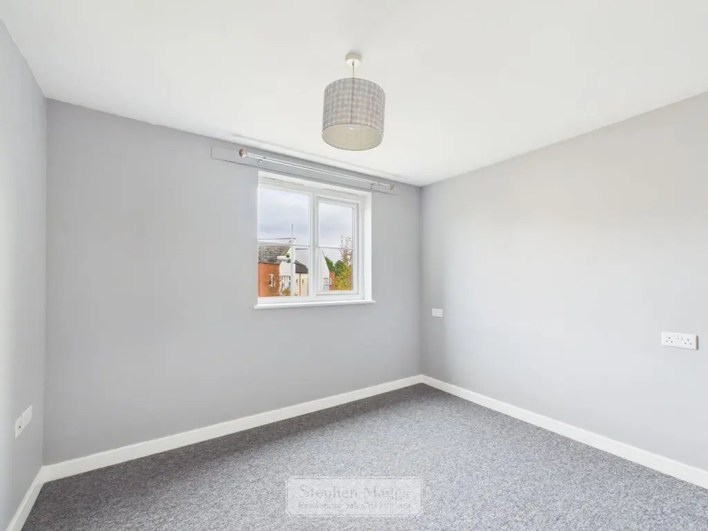 Flat Ridley Avenue in Warmley