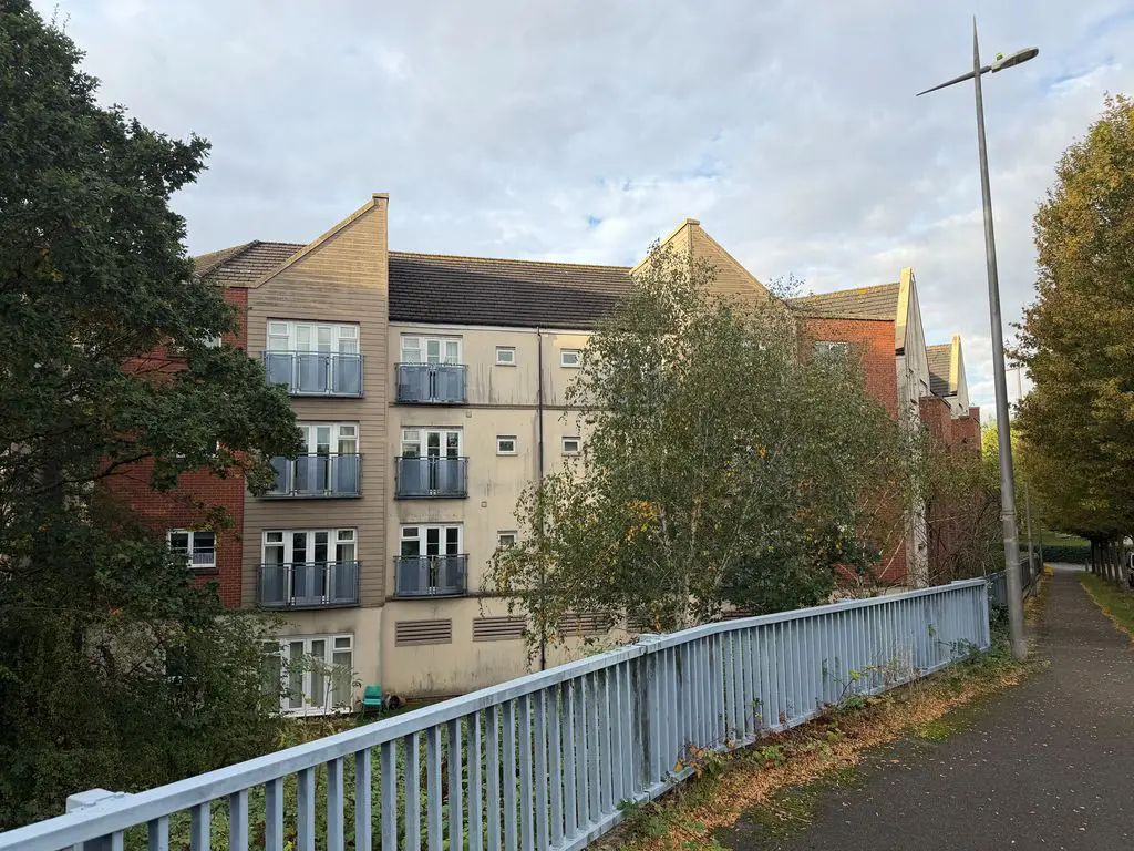 Flat Ridley Avenue in Warmley