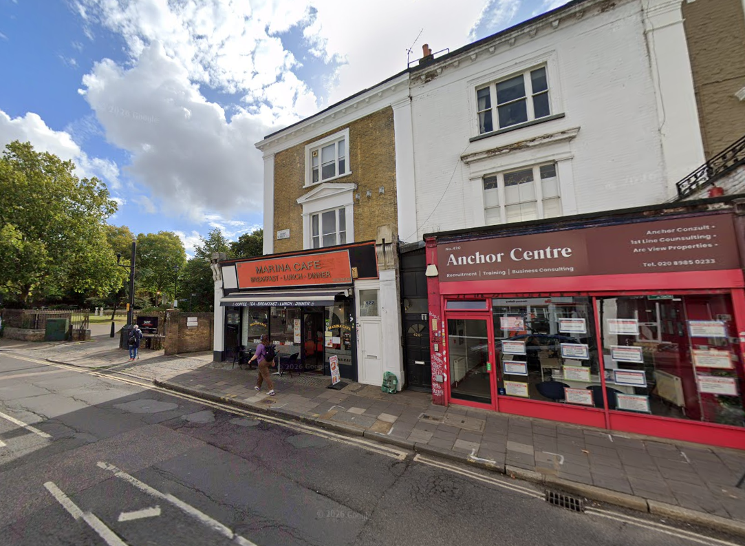 Flat Mare Street in Greater London