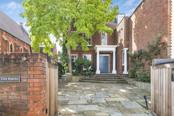 House Ormond Road in Greater London