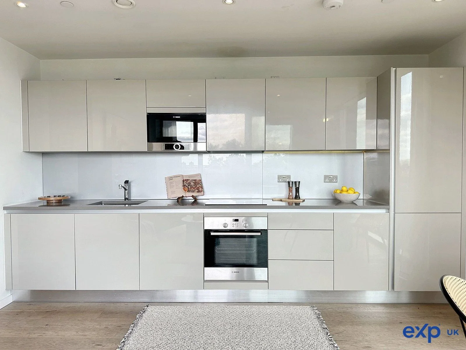 Flat St. Gabriel Walk in Greater London