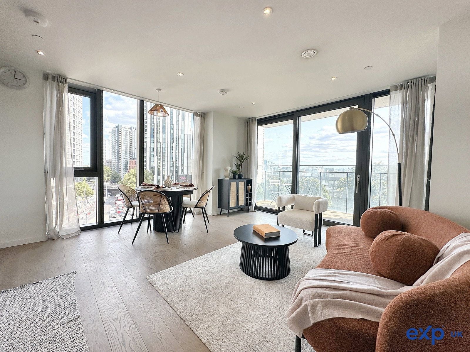 Flat St. Gabriel Walk in Greater London