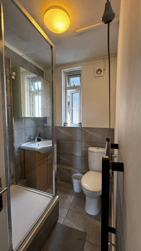 Room Leigham Court Road in Greater London