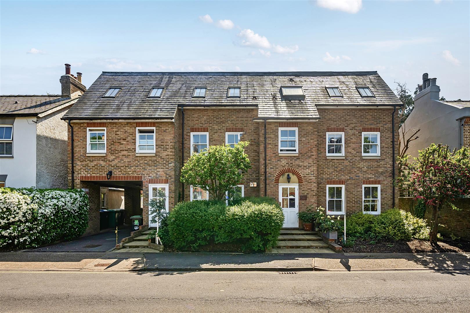 Flat Portland Road in Greater London