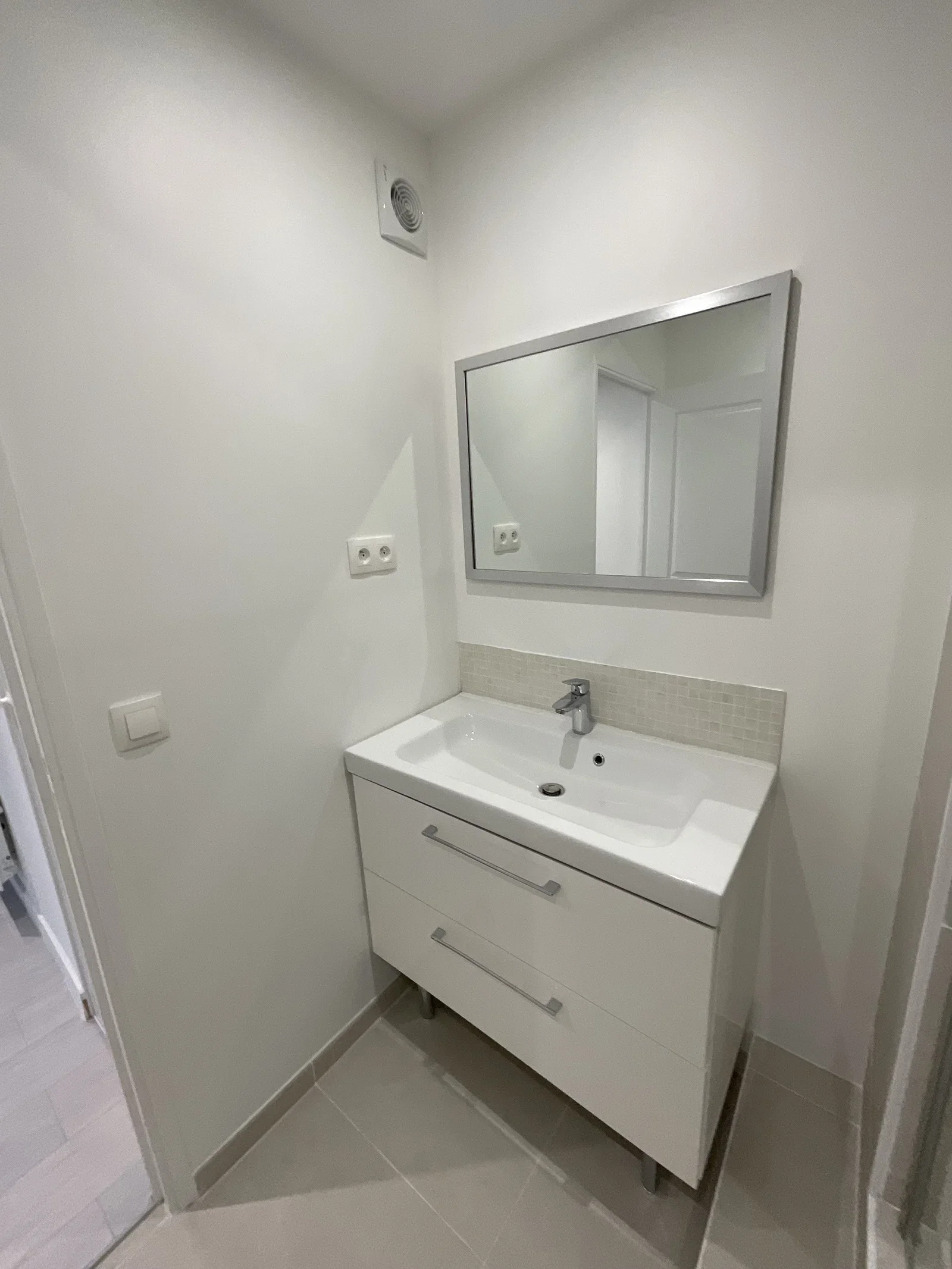 Room Rue Buffon in Sartrouville