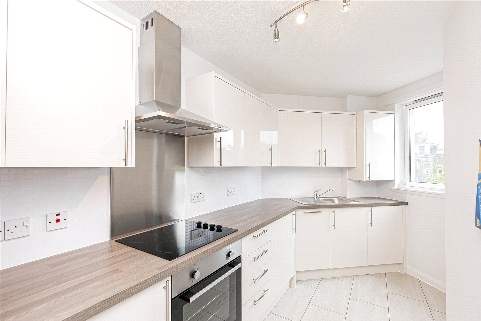 Flat Ferryhill Gardens in Aberdeen City