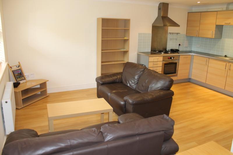 Flat Victoria Mews in Borough of Runnymede