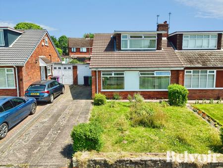 House Johnson Avenue in Wolverhampton