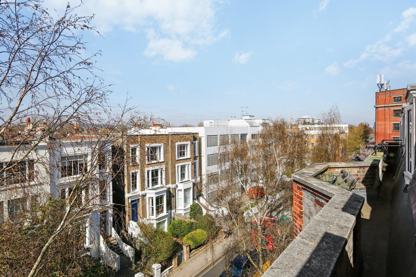 Flat Cliff Road in Greater London