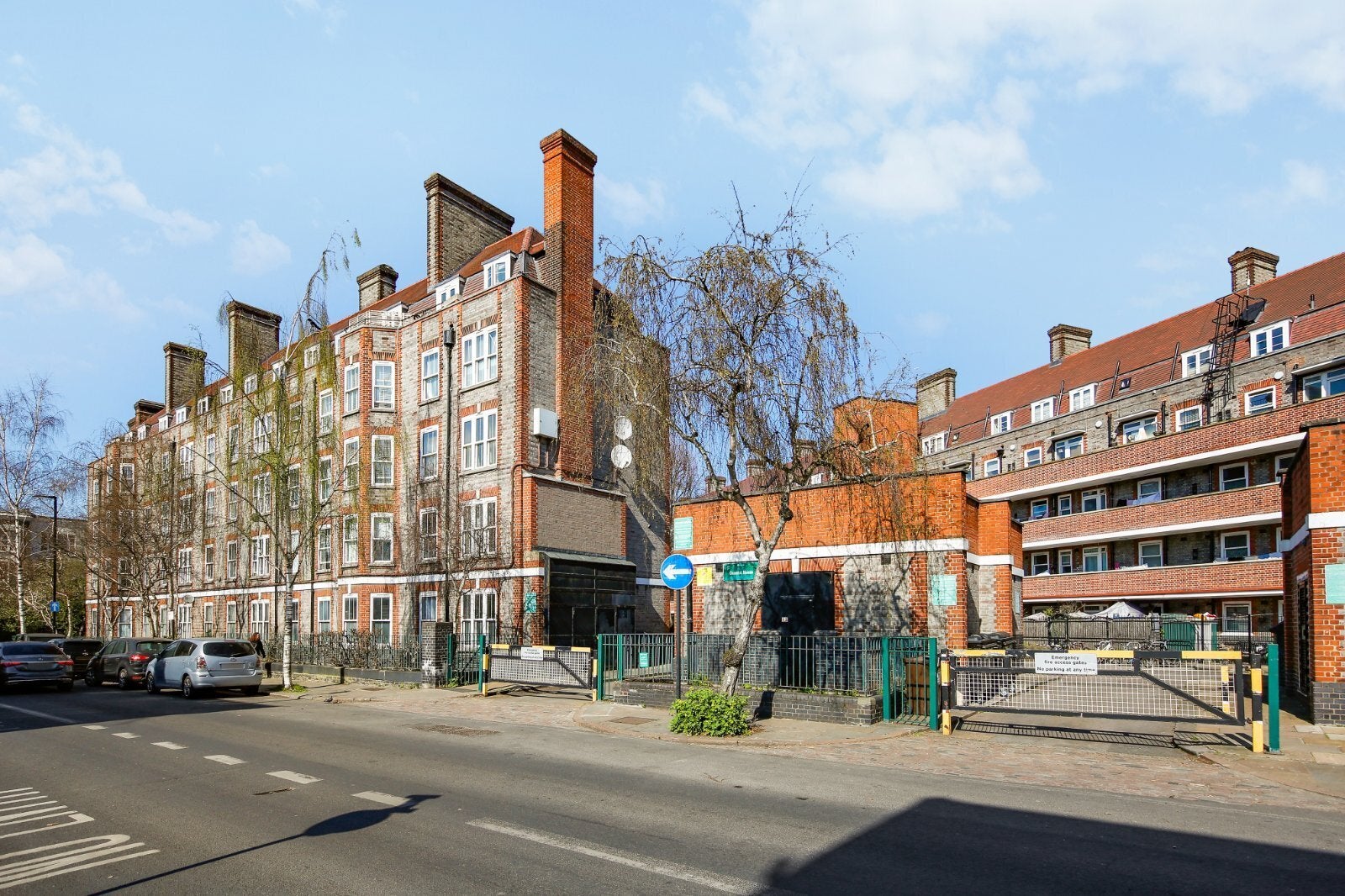 Flat Cliff Road in Greater London
