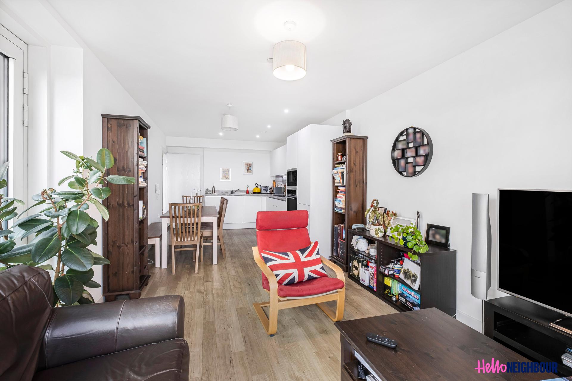 Flat Bailey Street in Greater London