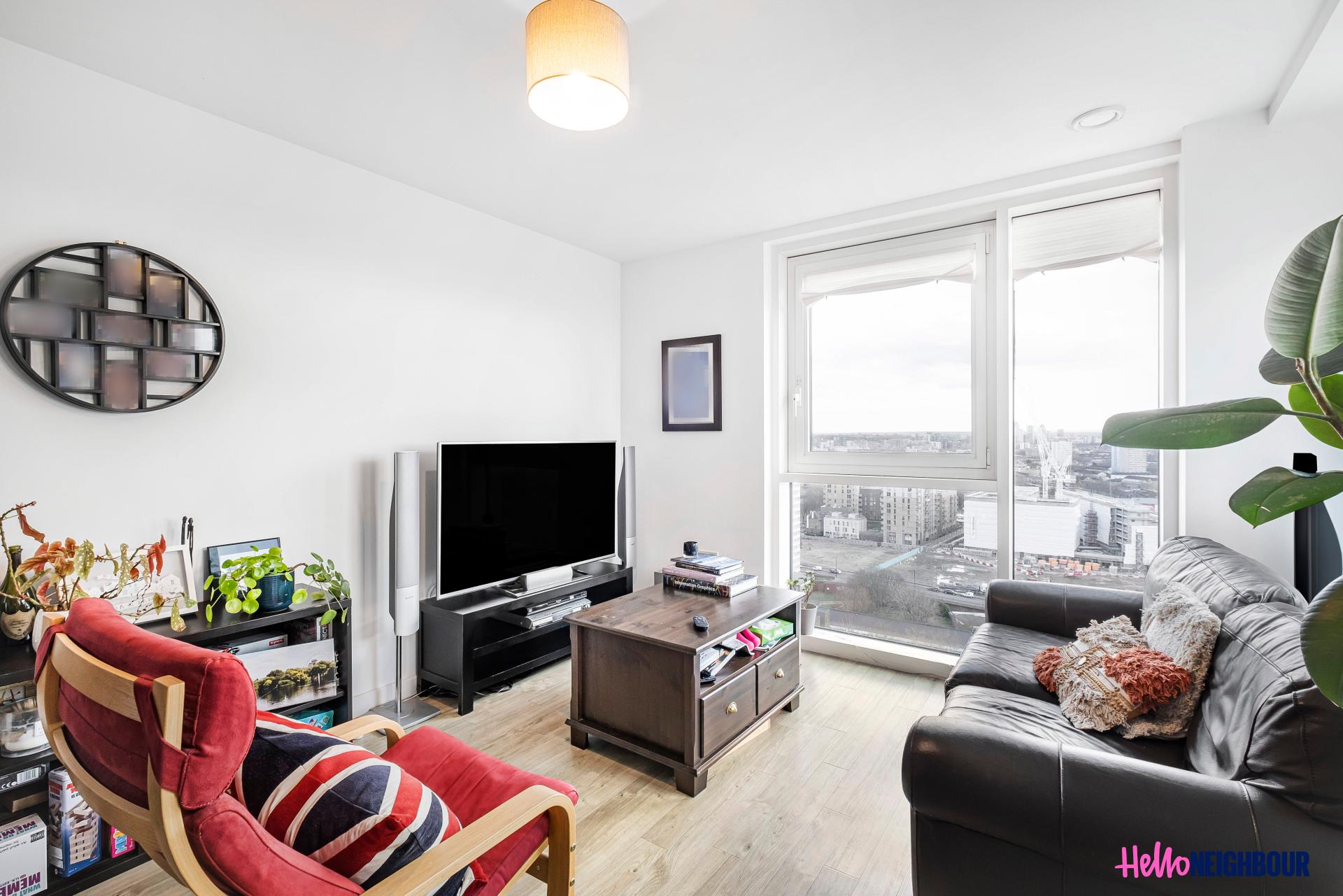 Flat Bailey Street in Greater London
