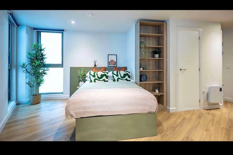 Room Alfreton Road in Nottingham
