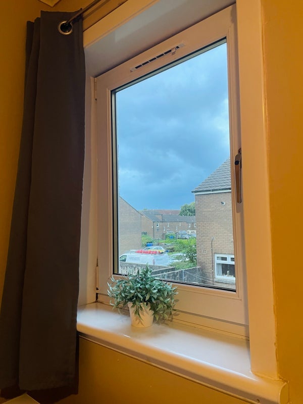 Room Millroad Gardens in Glasgow