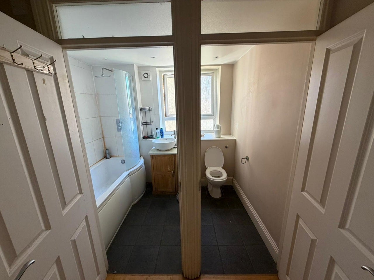 Flat Warwick Grove in Greater London