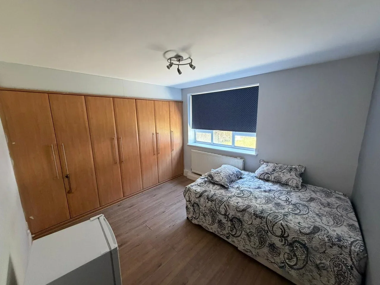 Flat Warwick Grove in Greater London