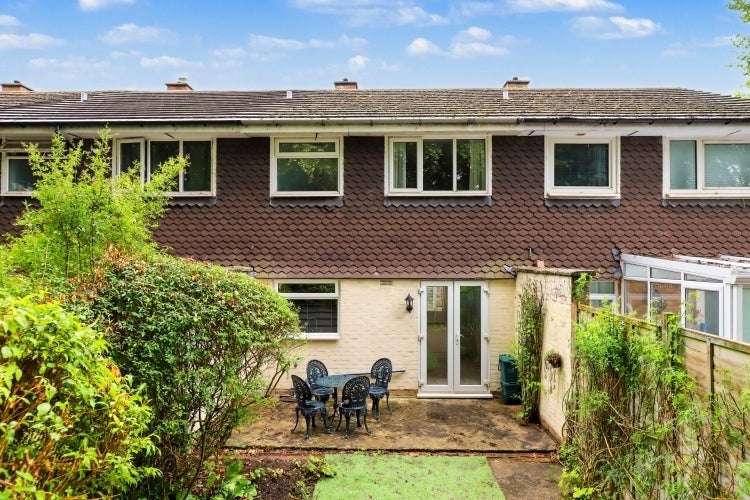 House Hedges Close in Oxford