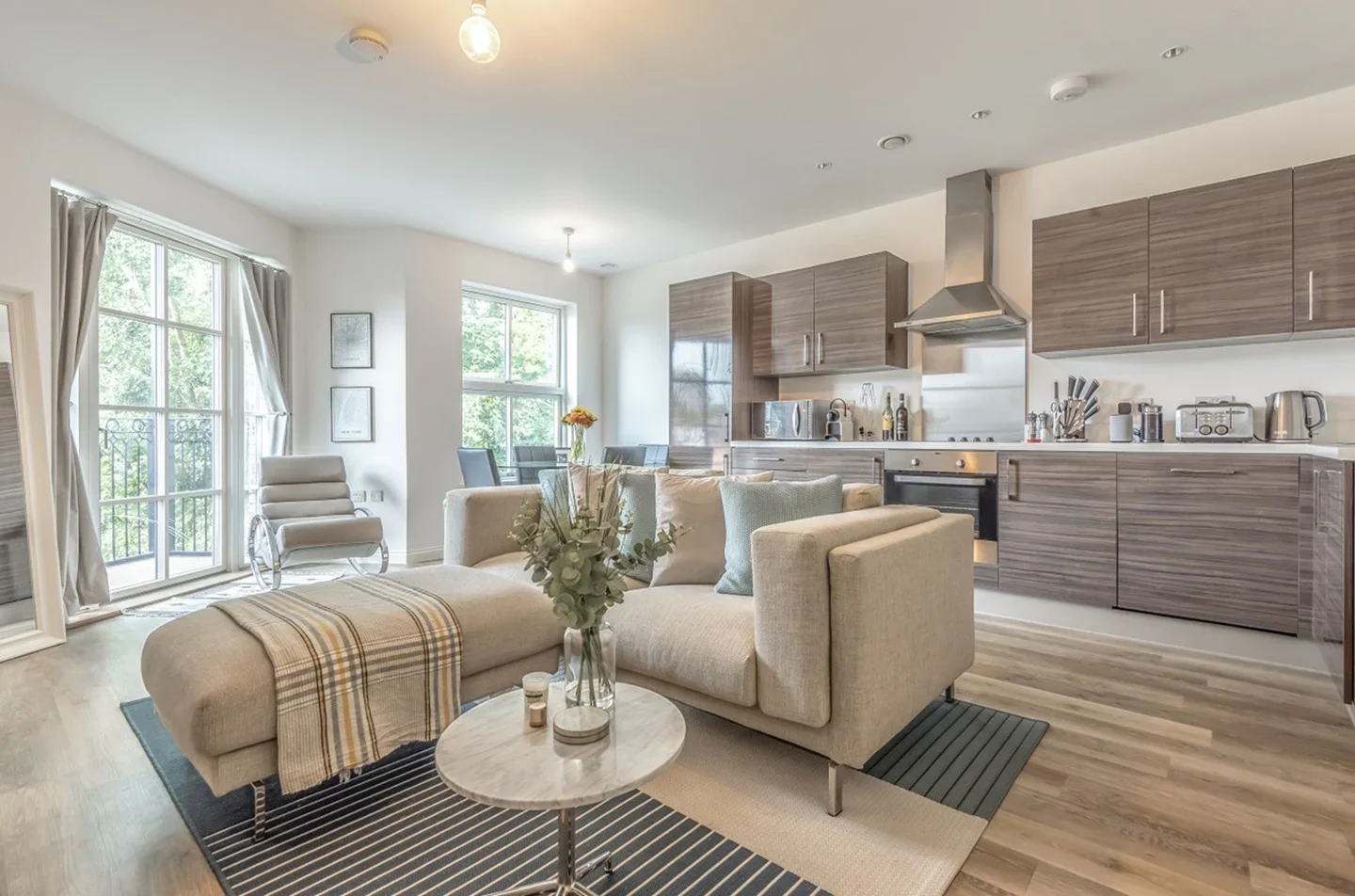 Flat Burlington Lane in Greater London