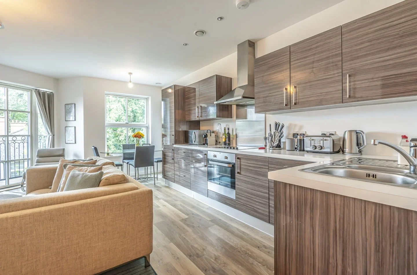 Flat Burlington Lane in Greater London